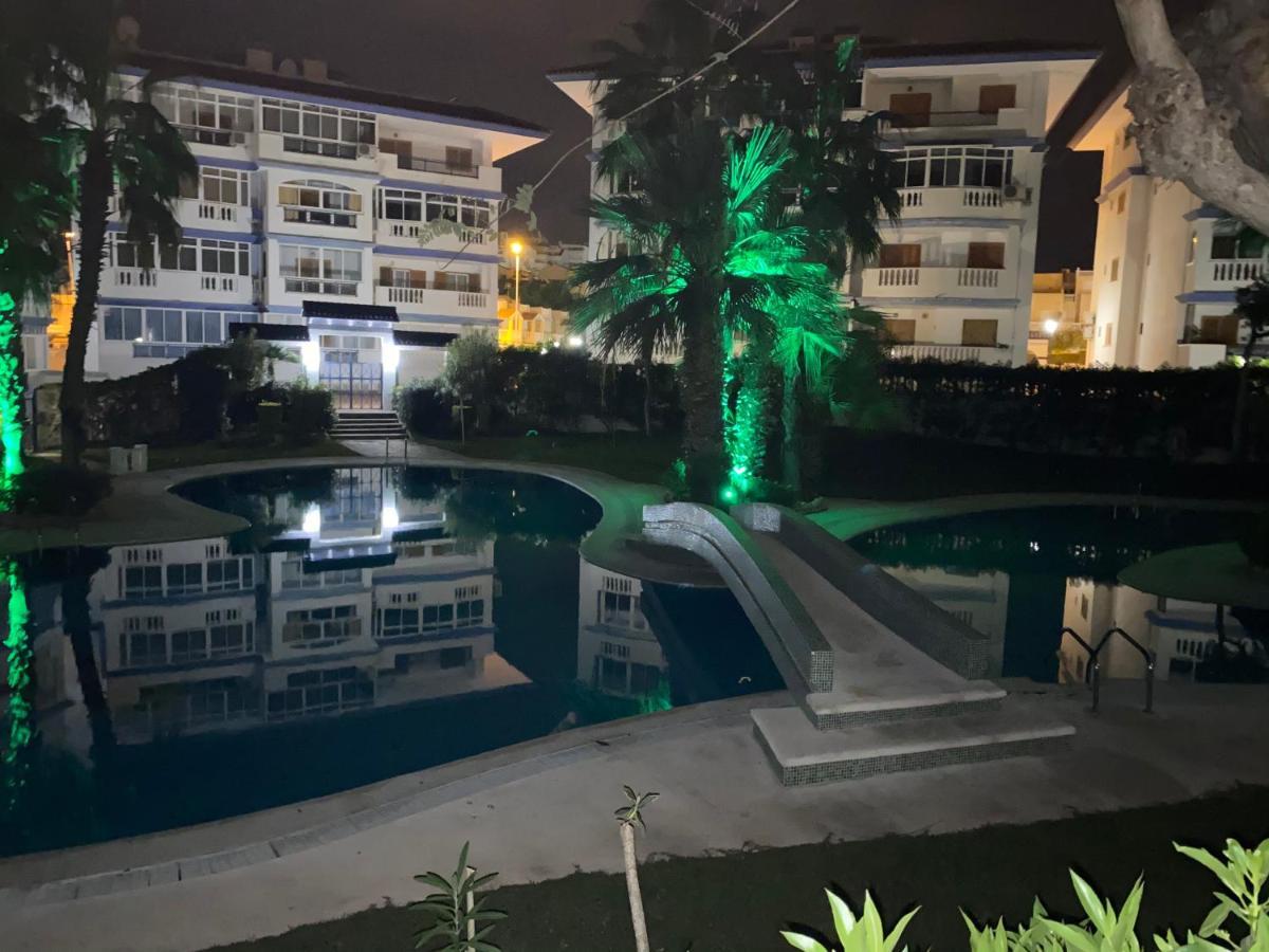 Apartamento Pod Papugami Torrevieja Exteriér fotografie